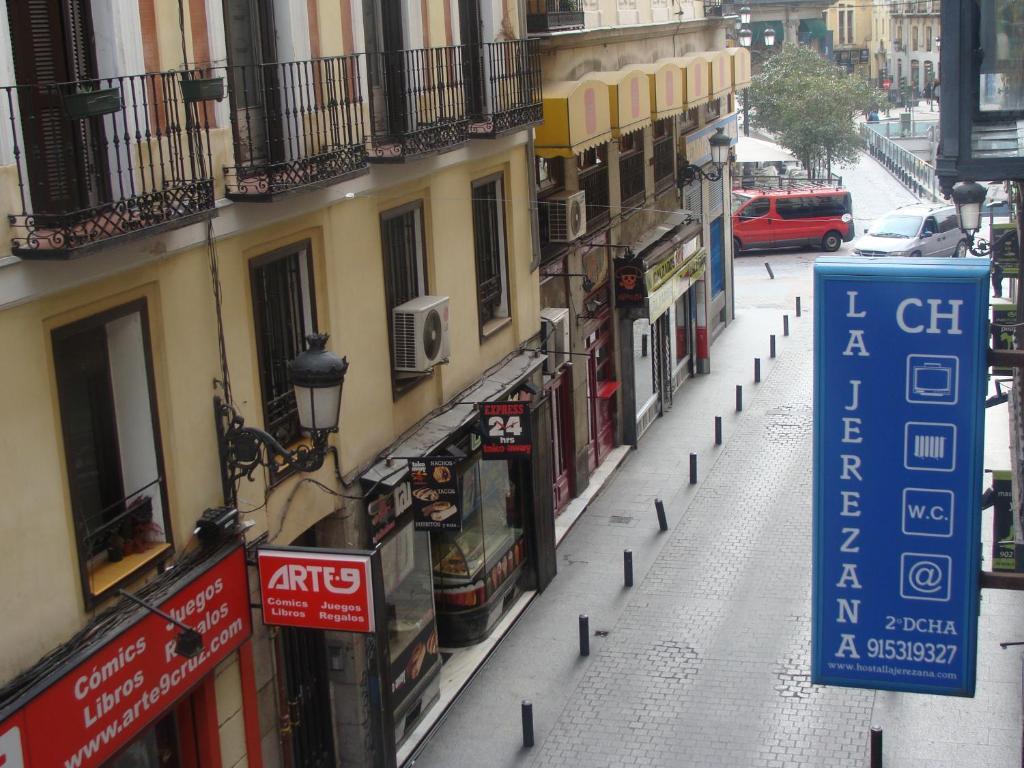 Inter Puerta Del Sol Pension Madrid Bilik gambar