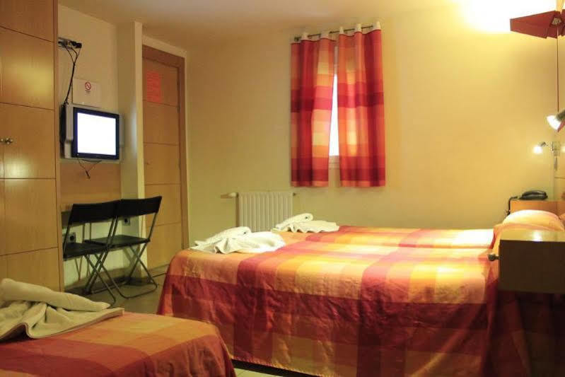 Inter Puerta Del Sol Pension Madrid Luaran gambar